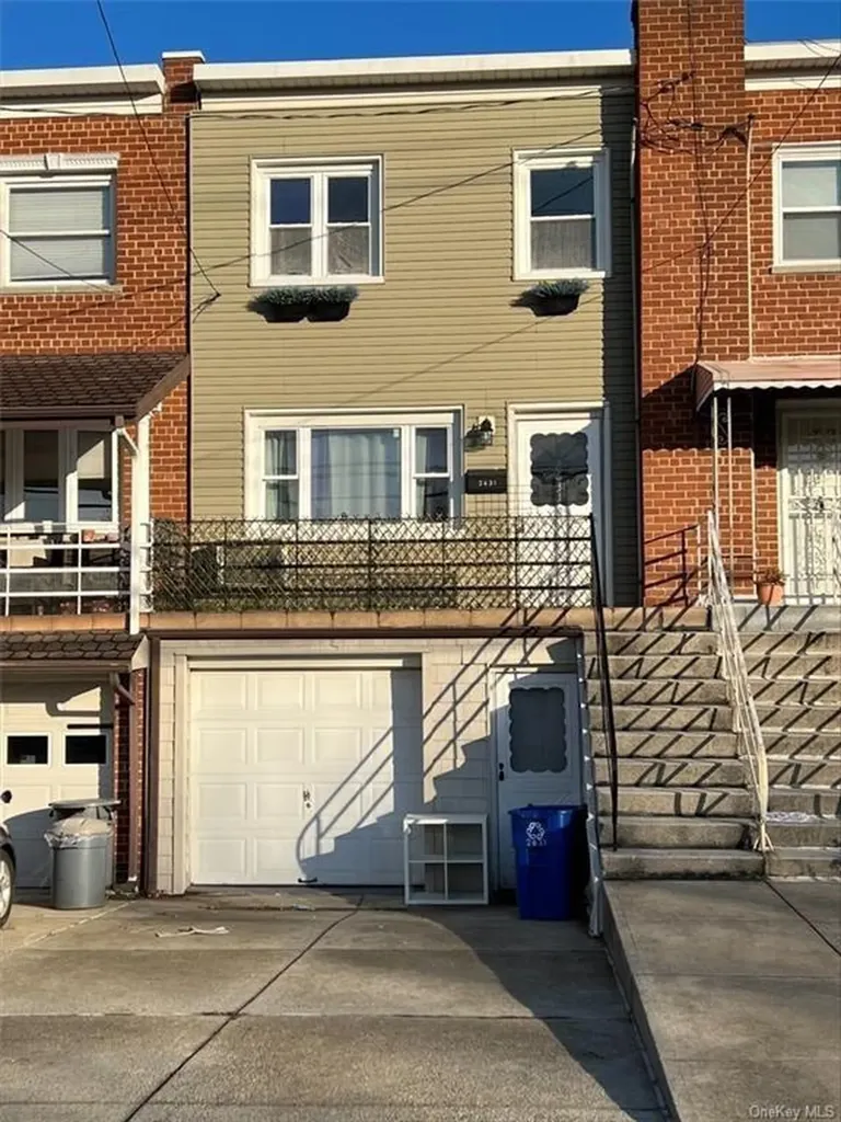 2631 Harding Avenue Bronx NY 10465
