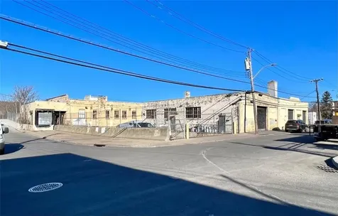 19 Babcock Place Yonkers NY 10701
