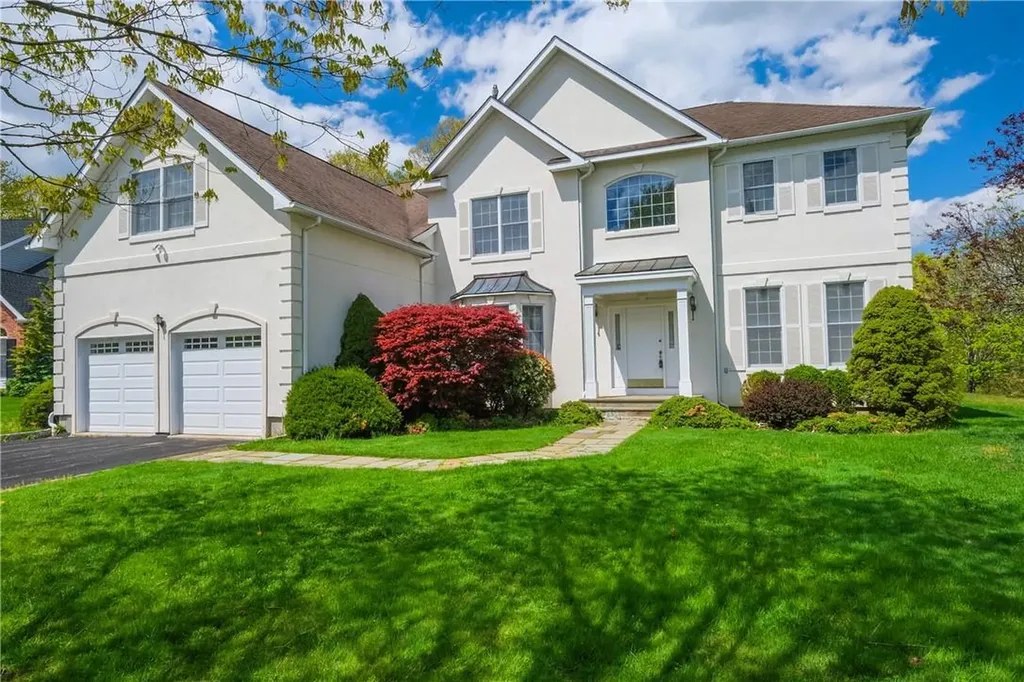 2 Ascot Circle Mount Kisco NY 10549