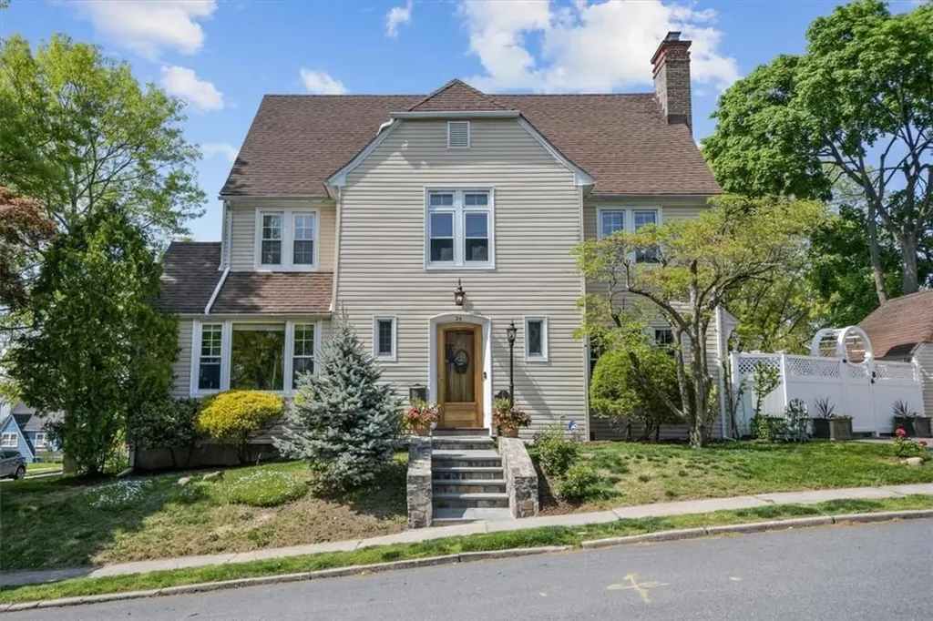 24 Concord Avenue White Plains NY 10606
