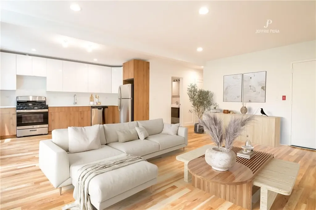 366 E 160th Street Bronx NY 10451