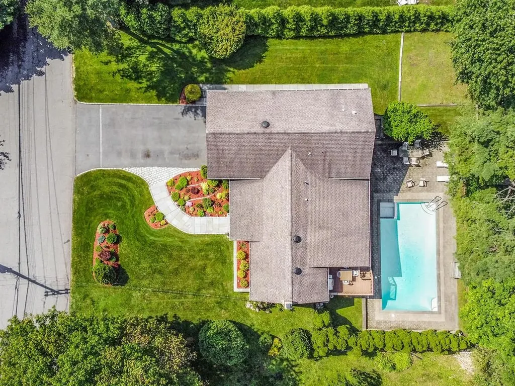 10 Mohegan Lane Rye Brook NY 10573