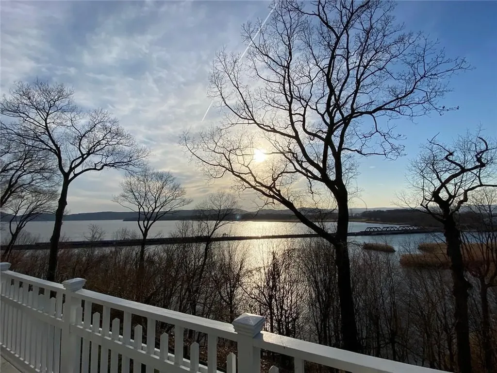 89 Mystic Drive Ossining NY 10562