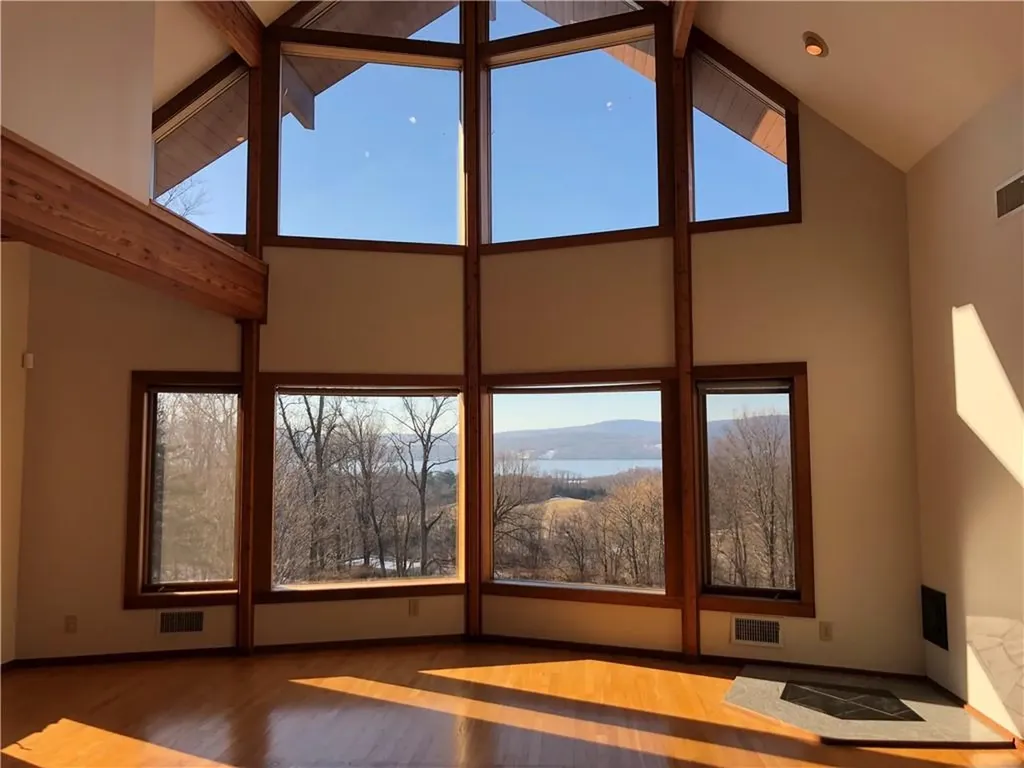 98 Old Albany Post Road Rhinebeck NY 12572