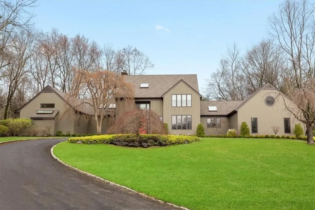 16 Purchase Hills Drive Purchase NY 10577