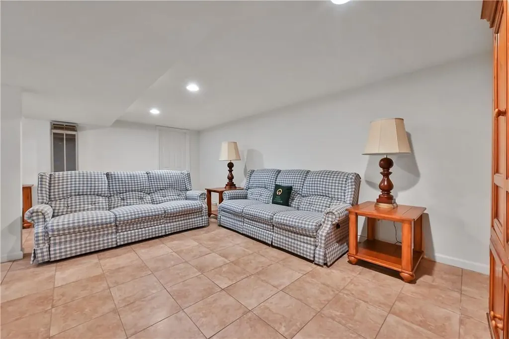 68 Oldert Drive Pearl River NY 10965