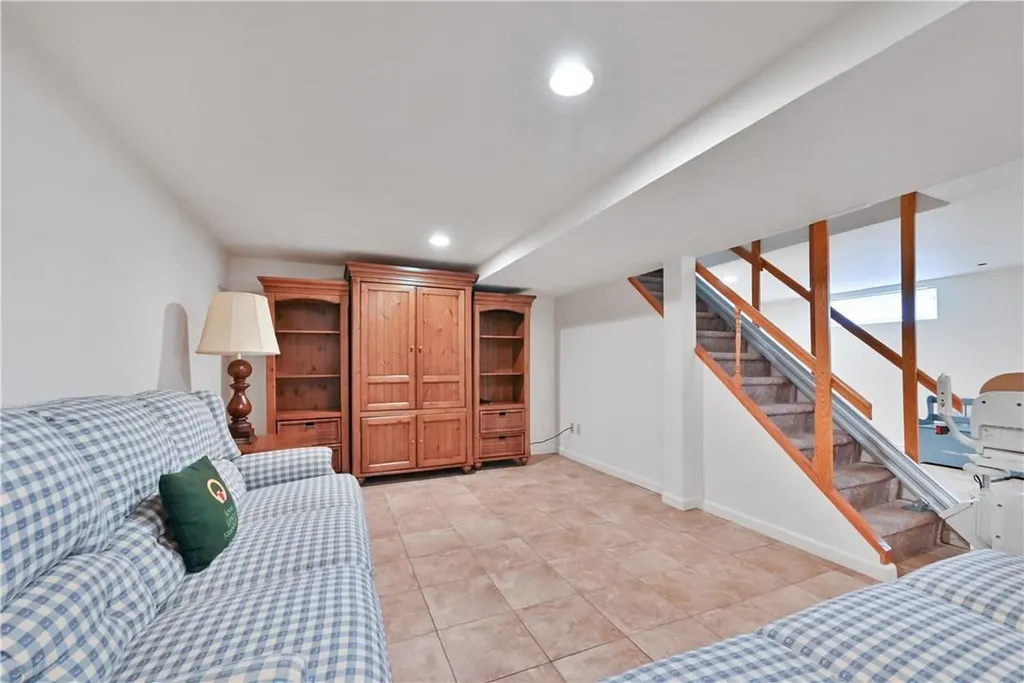 68 Oldert Drive Pearl River NY 10965