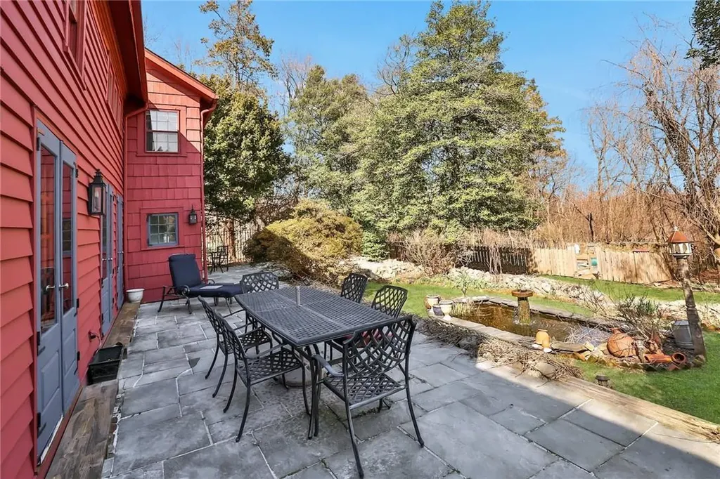 122 Duryea Lane Nanuet NY 10954