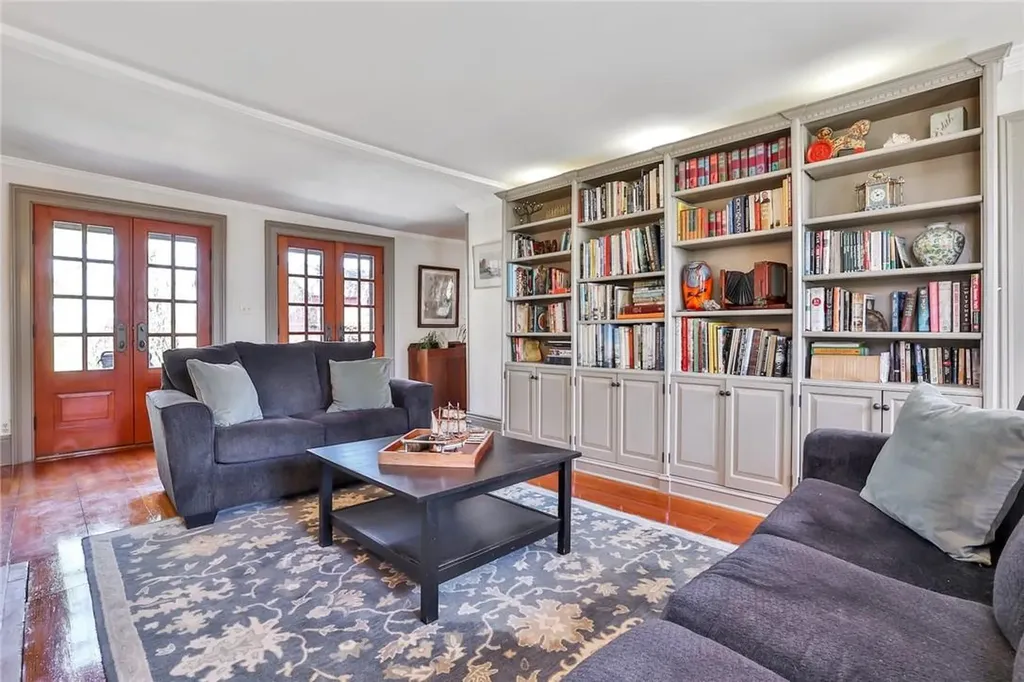 122 Duryea Lane Nanuet NY 10954