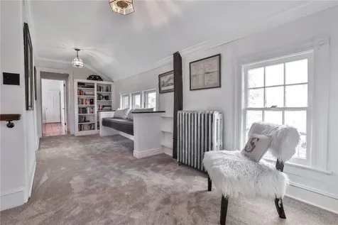122 Duryea Lane Nanuet NY 10954