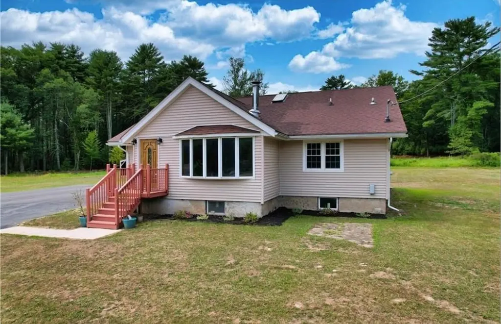 2643 State Route 209 Wurtsboro NY 12790