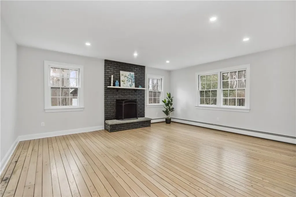 8 Lalli Drive Katonah NY 10536