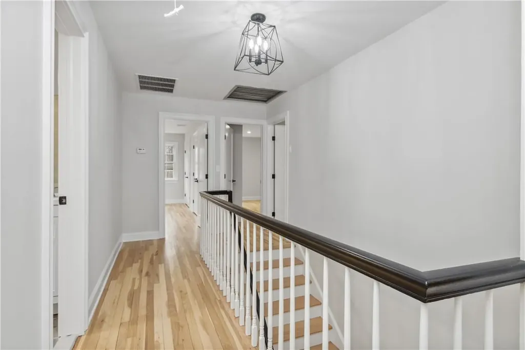 8 Lalli Drive Katonah NY 10536