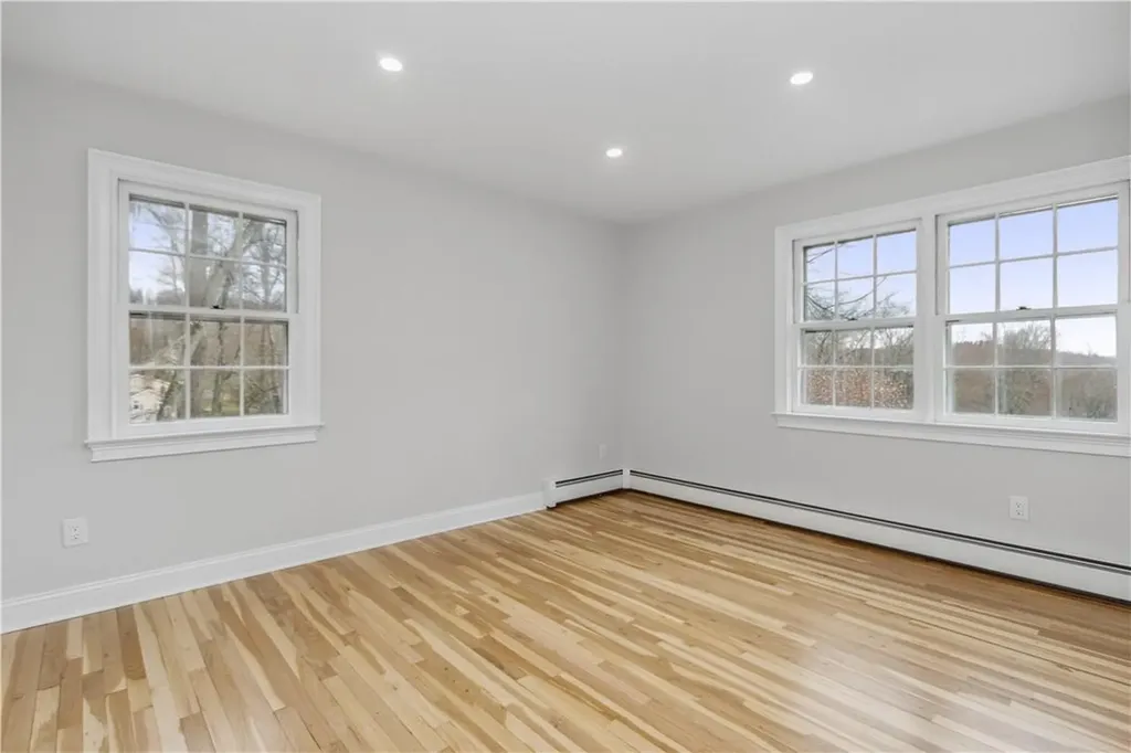 8 Lalli Drive Katonah NY 10536