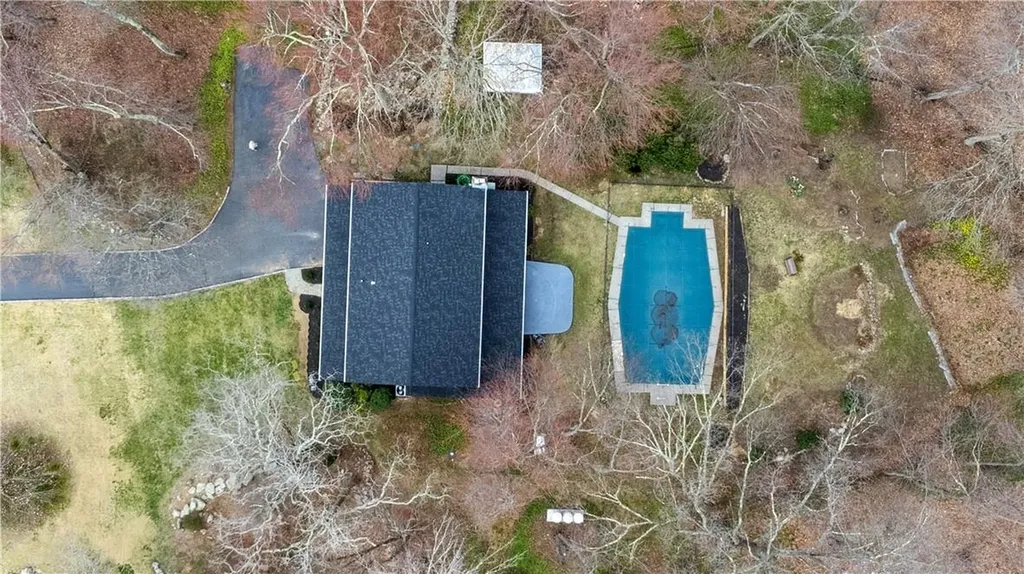8 Lalli Drive Katonah NY 10536