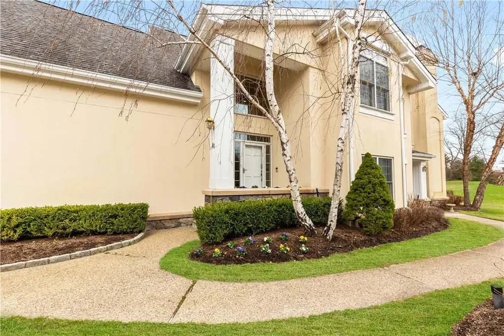 41 Arrowwood Circle Rye Brook NY 10573
