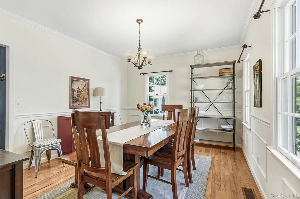 70 Orchard Place Thornwood NY 10594