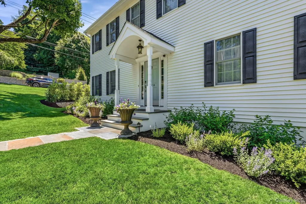 70 Orchard Place Thornwood NY 10594