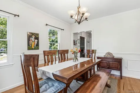 70 Orchard Place Thornwood NY 10594