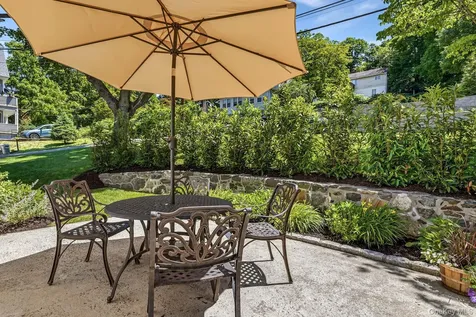 70 Orchard Place Thornwood NY 10594