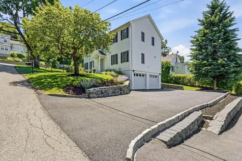 70 Orchard Place Thornwood NY 10594