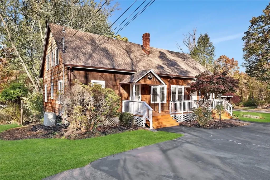 32 School Street Armonk NY 10504