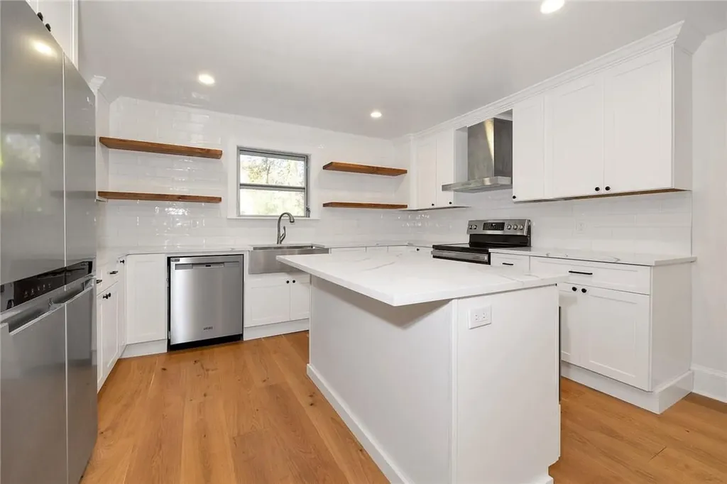 32 School Street Armonk NY 10504