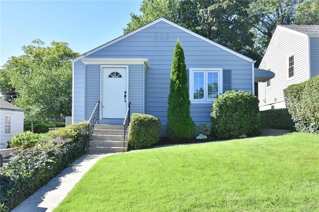 7 Floral Lane Yonkers NY 10703