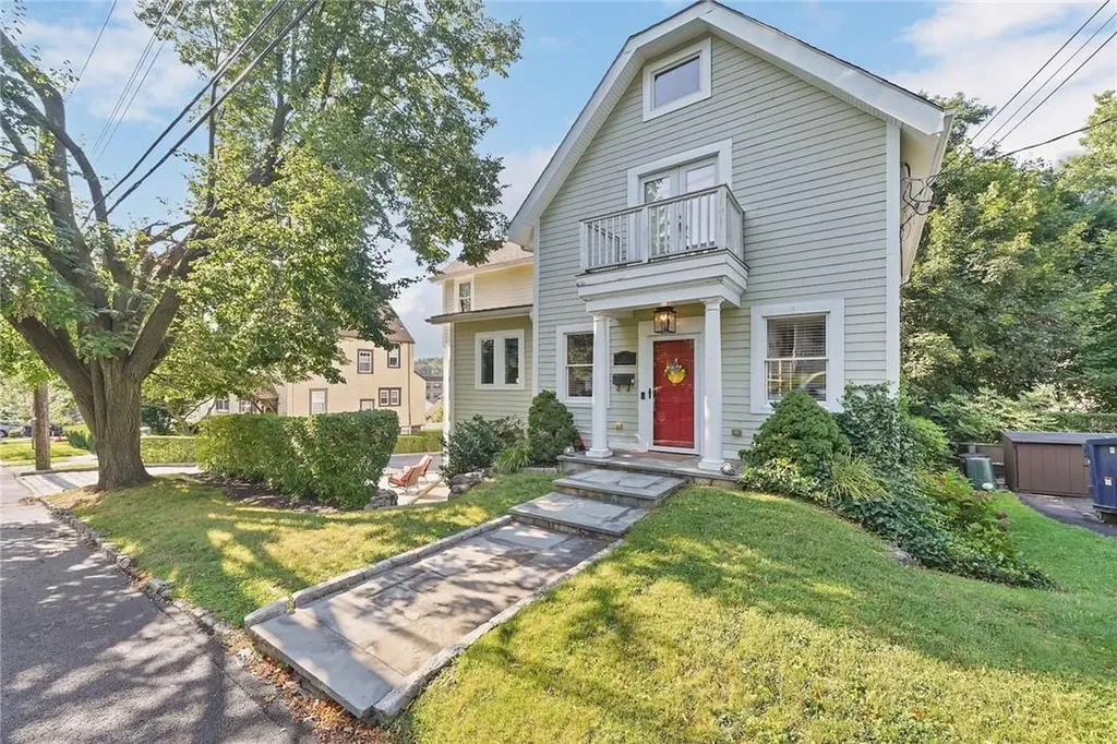 126 Wayne Avenue White Plains NY 10606