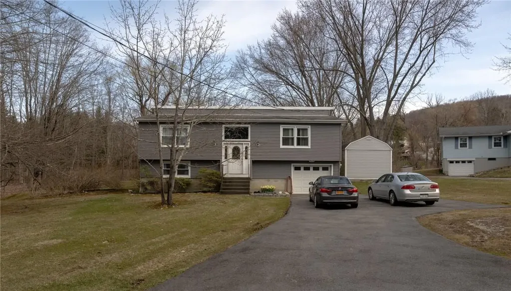 160 Barrett Hill Road Carmel NY 10512