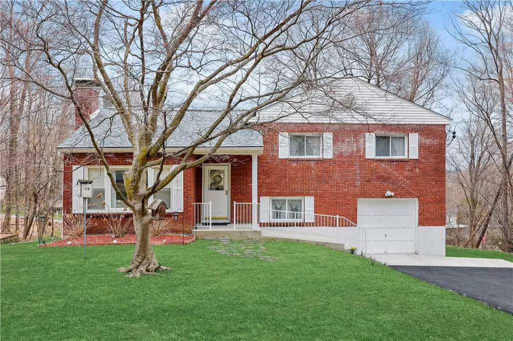 27 Fairview Road Beacon NY 12508