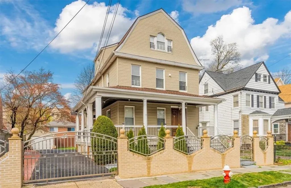 26 S 14th Avenue Mount Vernon NY 10550