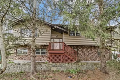 195 Canopus Hollow Road Putnam Valley NY 10579