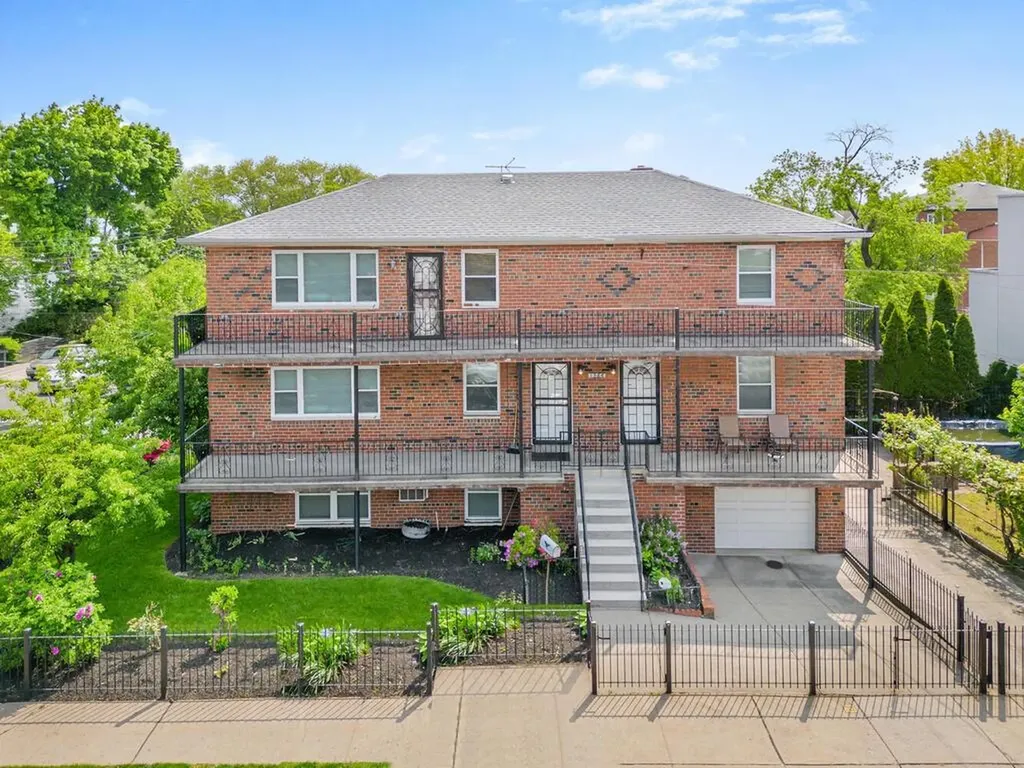 1566 Dwight Place Bronx NY 10465