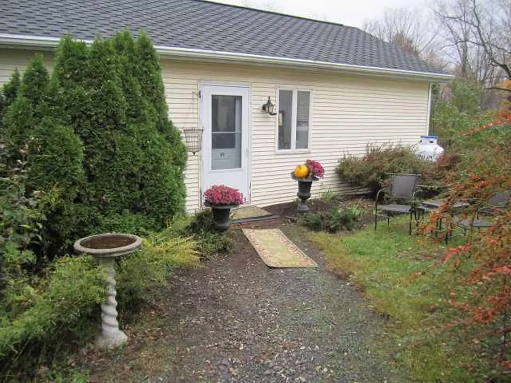 67 Reservoir Road Wallkill NY 12589