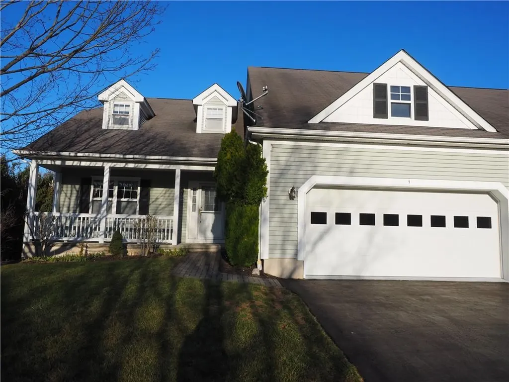 9 Equestrian Way Poughquag NY 12570