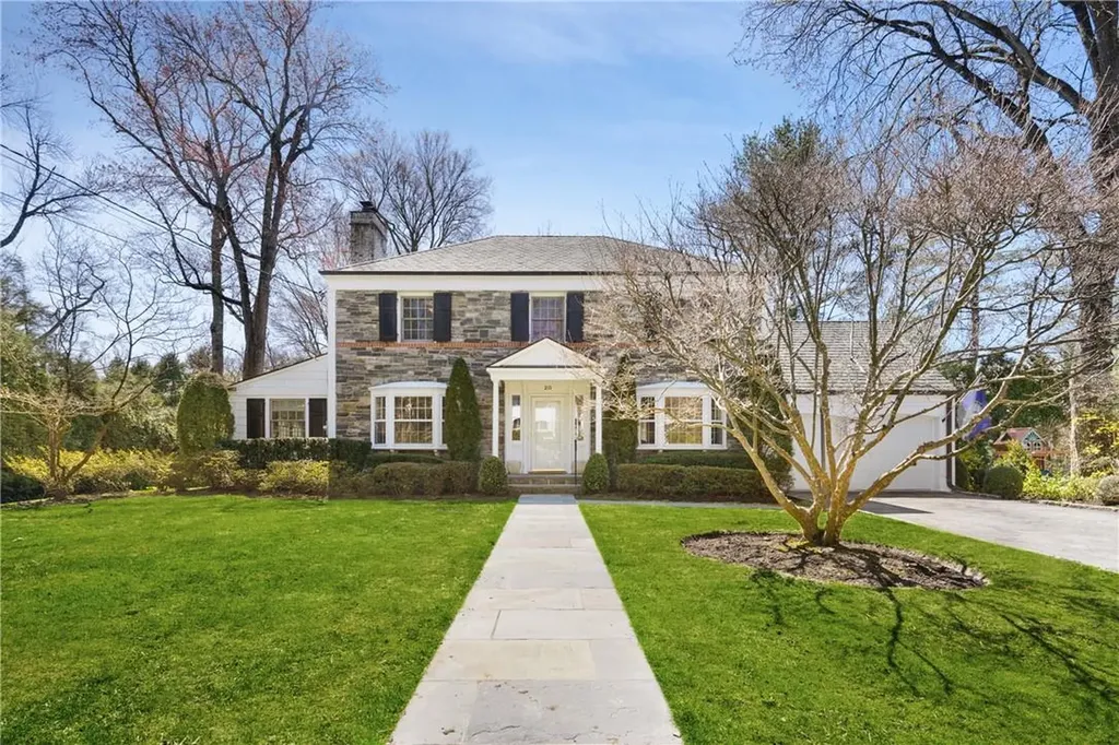 20 Olmsted Road Scarsdale NY 10583