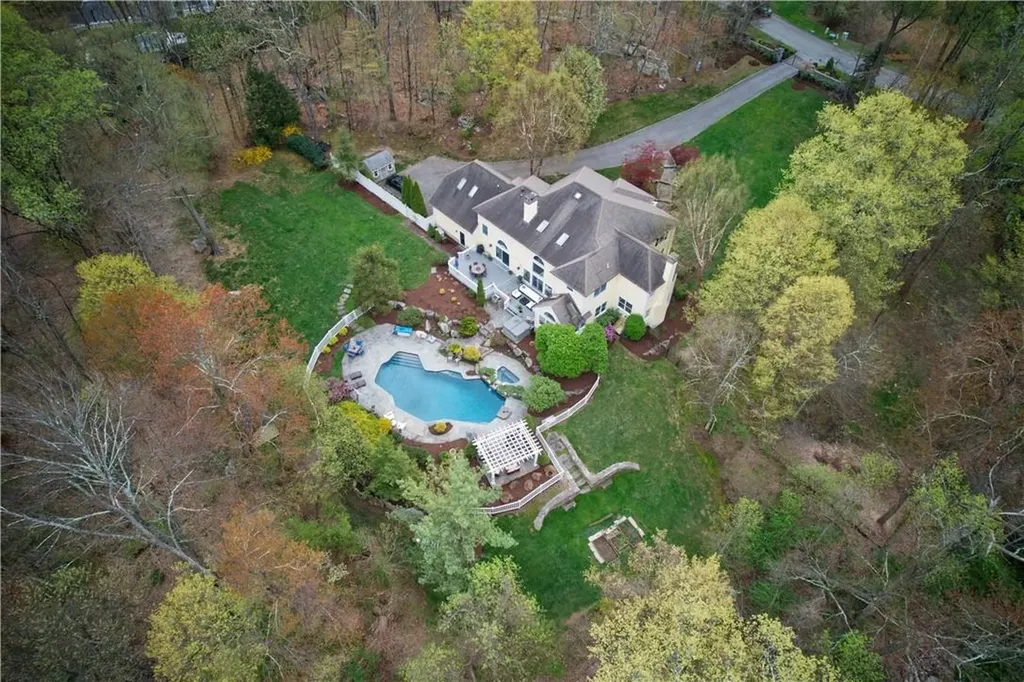 21 Brundige Drive Goldens Bridge NY 10526