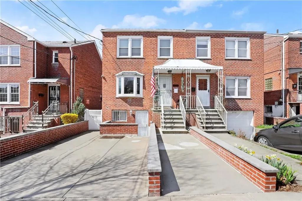 2529 Morgan Avenue Bronx NY 10469