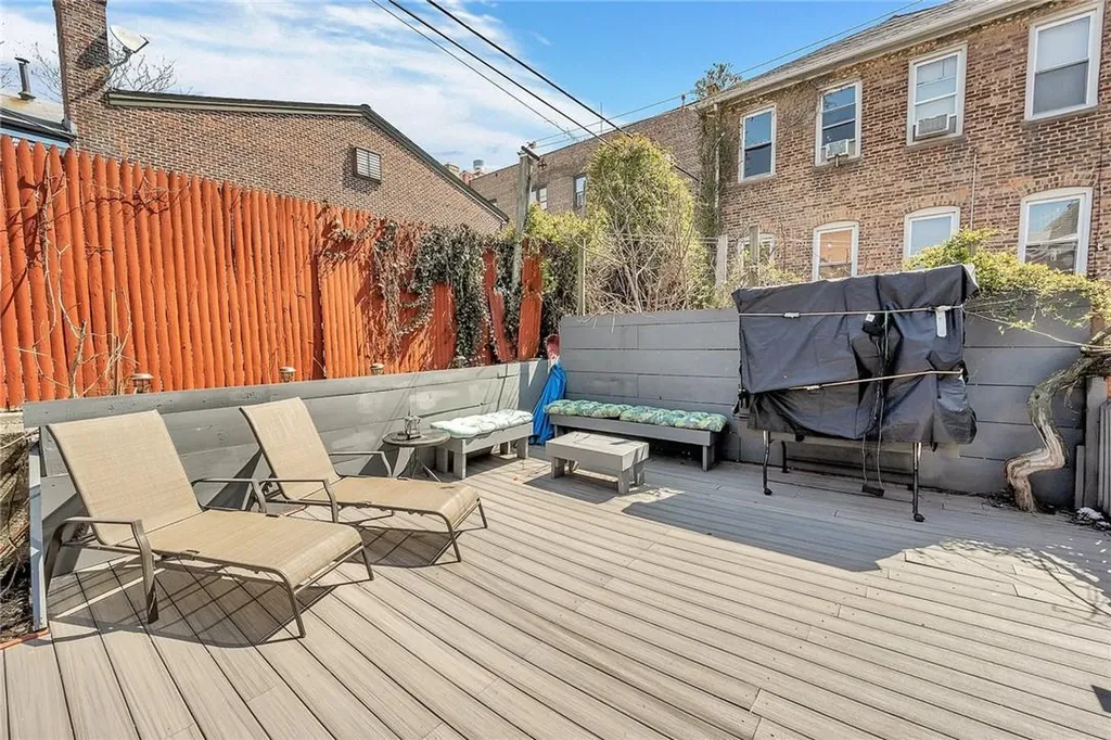 1920 Tomlinson Avenue Bronx NY 10461