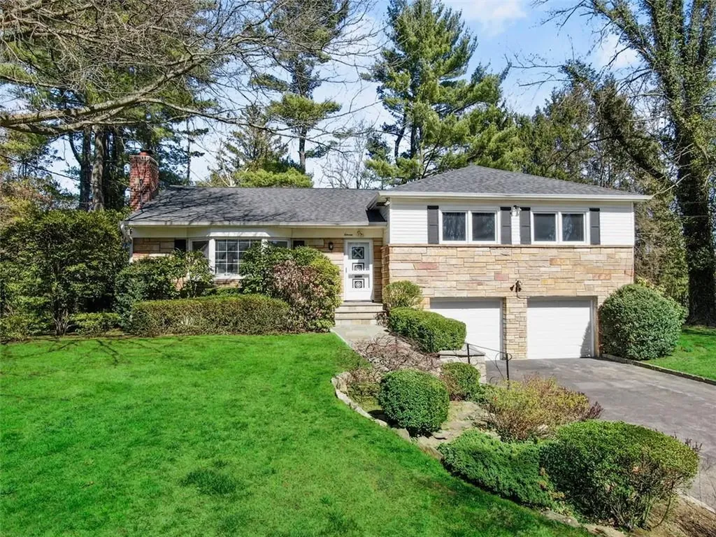 11 Baraud Road N Scarsdale NY 10583
