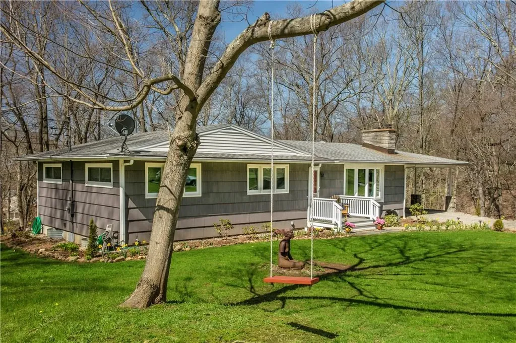 33 Cedar Road E Katonah NY 10536