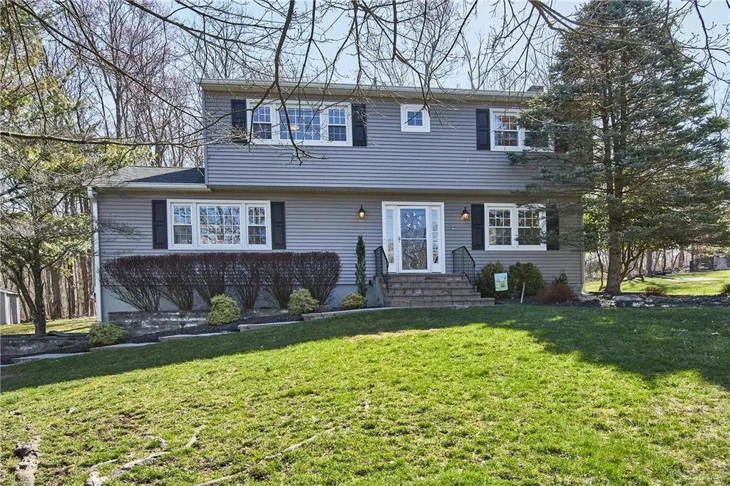 20 Mcgarrah Road Monroe NY 10950