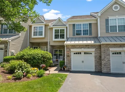963 Huntington Drive Fishkill NY 12524