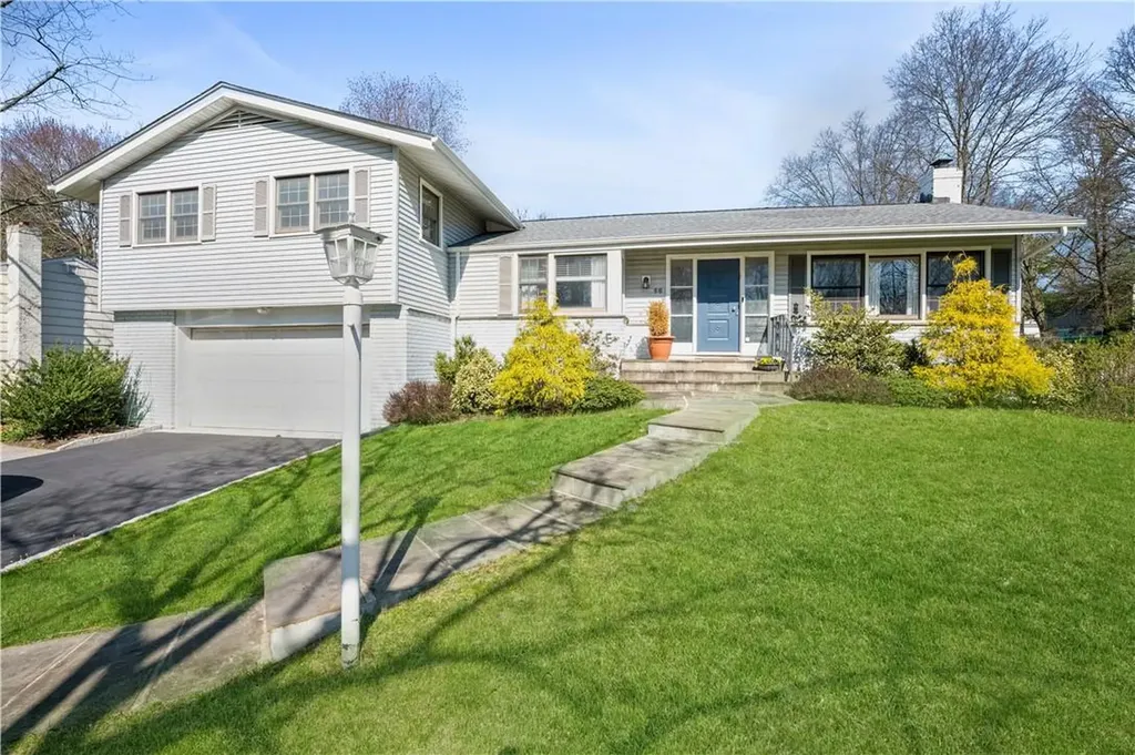 56 Winding Brook Road New Rochelle NY 10804
