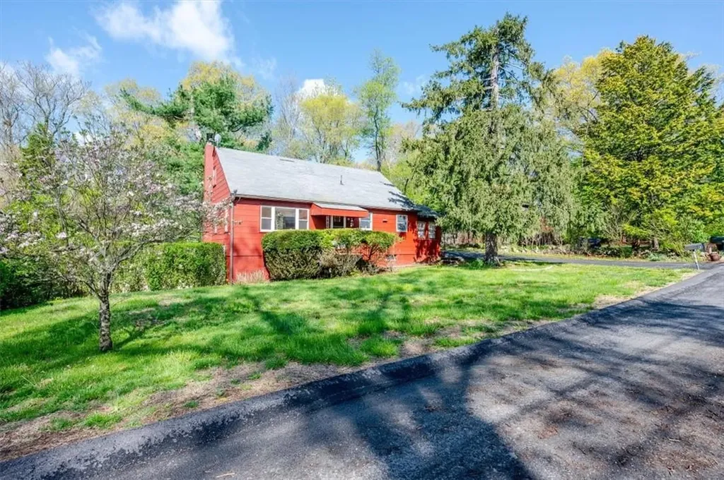 19 Carolyn Way Somers NY 10589
