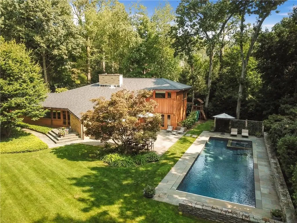 8 Overlook Road Scarsdale NY 10583