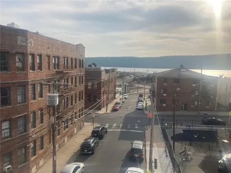 29 Knowles Street Yonkers NY 10705