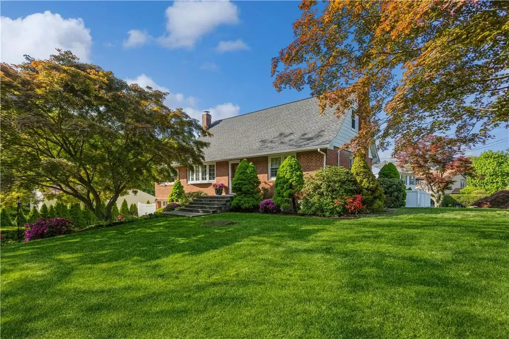 7 Brentwood Drive Pleasantville NY 10570