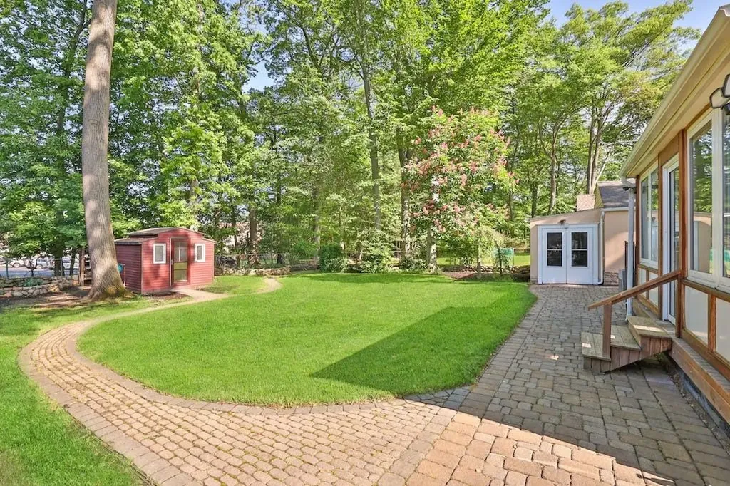 23 Villa Road Pearl River NY 10965